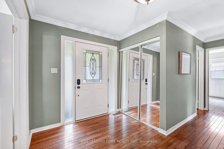 Property Photo:  40 Birchard Boulevard  ON L0G 1M0 