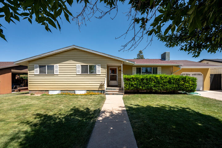 Property Photo:  282 N 1500 W  UT 84721 