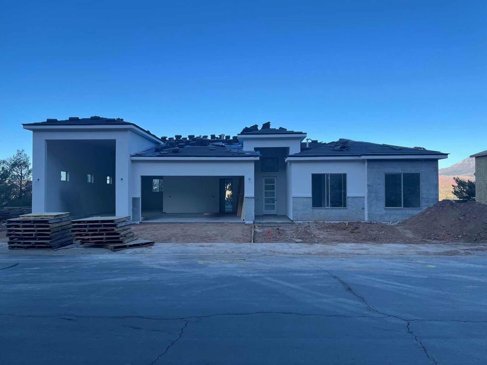 Property Photo: 403 N 200 E UT 84745