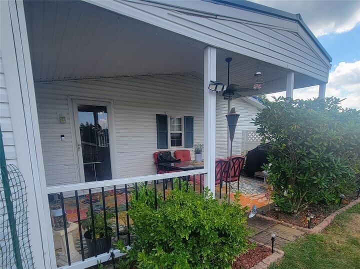 Property Photo:  264 Ridge Ln  PA 15668 