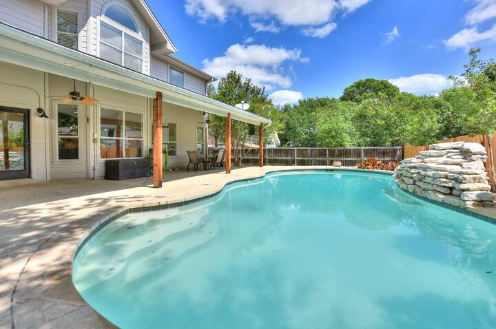 105 Brentwood Drive  Georgetown TX 78628 photo