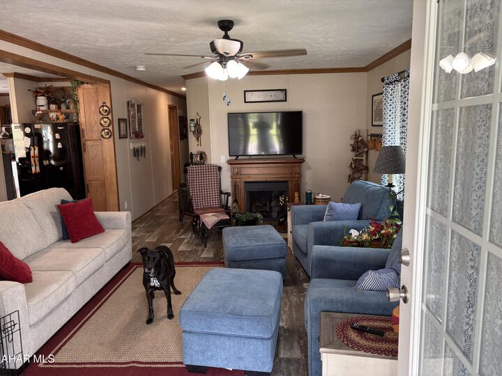 Property Photo:  104 Hill Street  PA 15522 