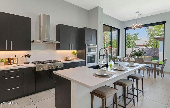 Property Photo:  2710 E Lynx Place  AZ 85249 
