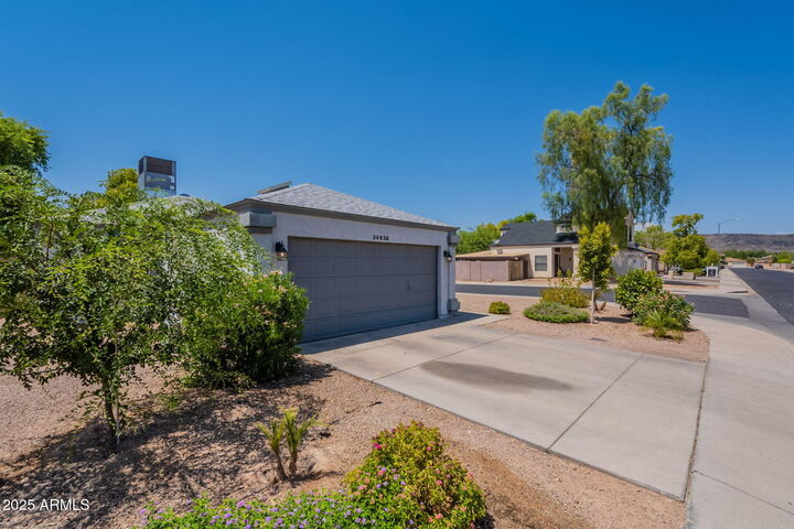 24638 N 40th Lane  Glendale AZ 85310 photo