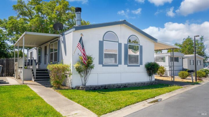 131 Del Paso Drive  Vacaville CA 95687 photo
