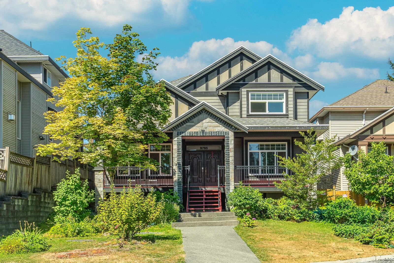 Property Photo:  9765 160A Street  BC V4N 5M1 