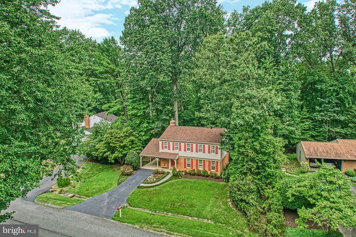 Property Photo: 11522 Running Cedar Road VA 20191