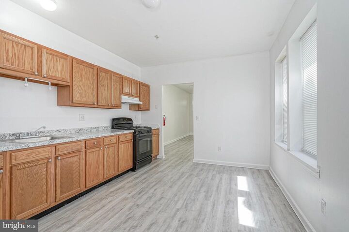 Property Photo: 1915 S 4th Street NJ 08104