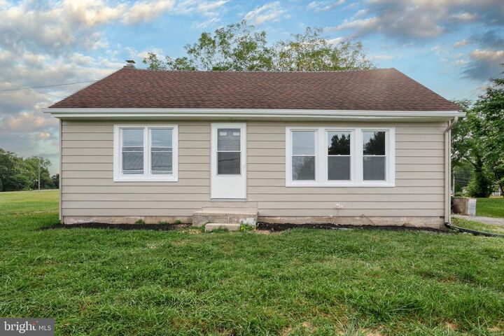 455 Petersburg Road  Carlisle PA 17015 photo