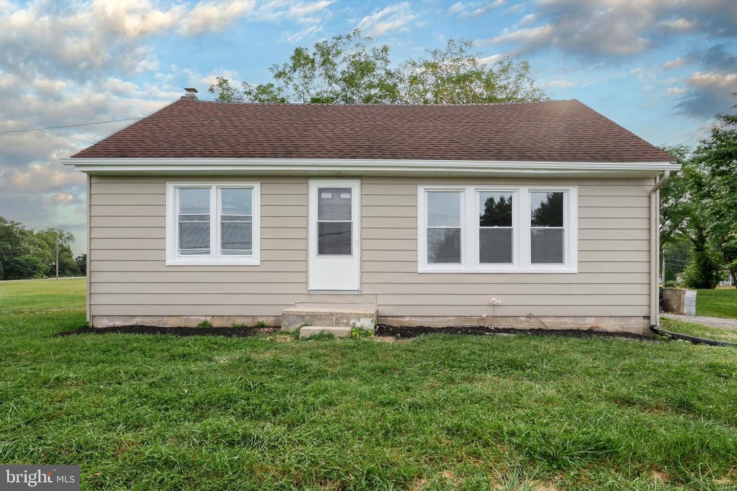 Property Photo:  455 Petersburg Road  PA 17015 
