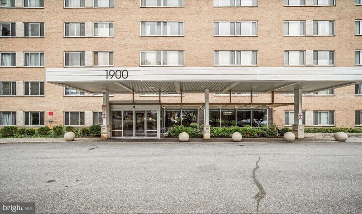 1900 Lyttonsville Road 1308  Silver Spring MD 20910 photo