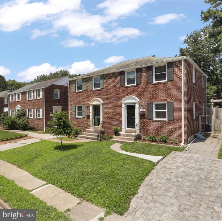 Property Photo:  3717 3rd Street S  VA 22204 