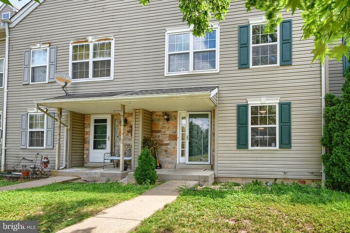 Property Photo: 28 Bryant Drive PA 18944