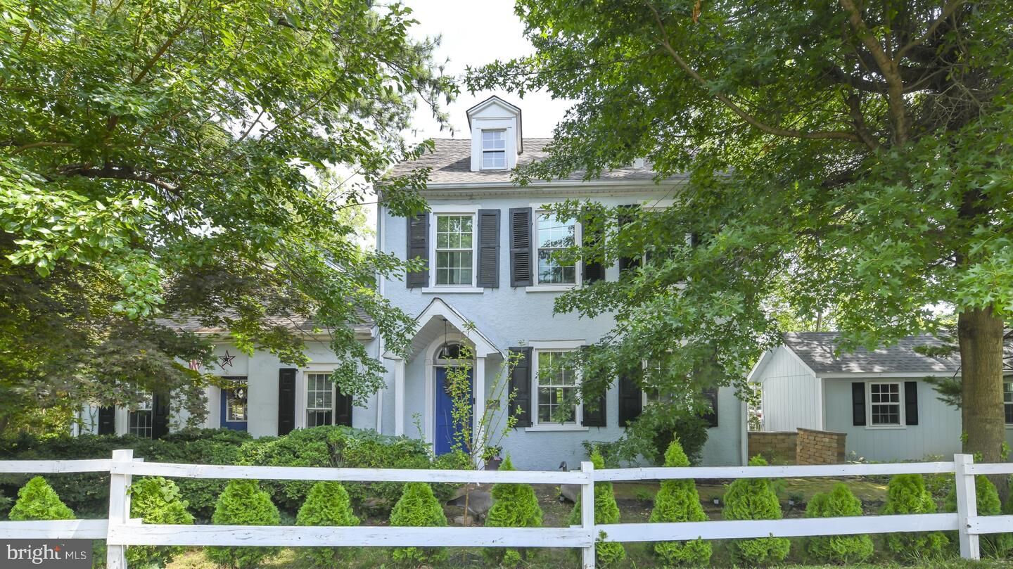 Property Photo: 29 E Main Street DE 19702