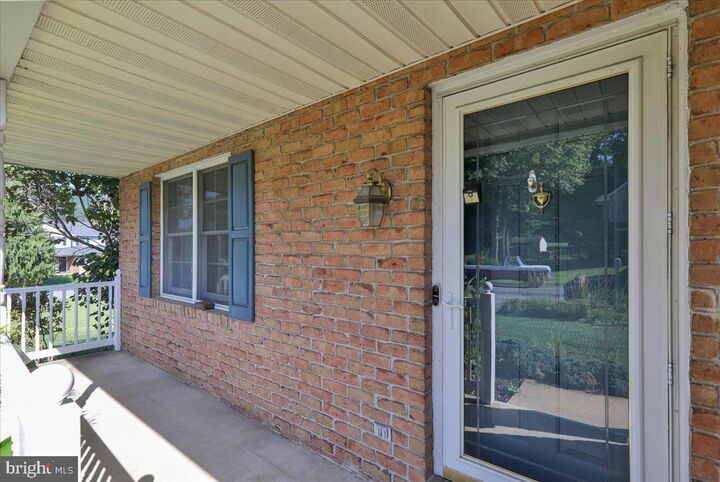 Property Photo:  903 Cacoosing Drive  PA 19608 