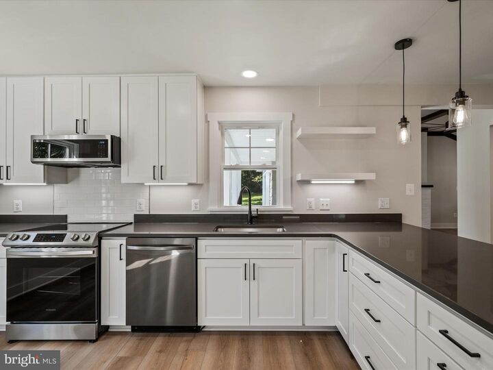 Property Photo: 6866 Lord Fairfax Highway VA 22611