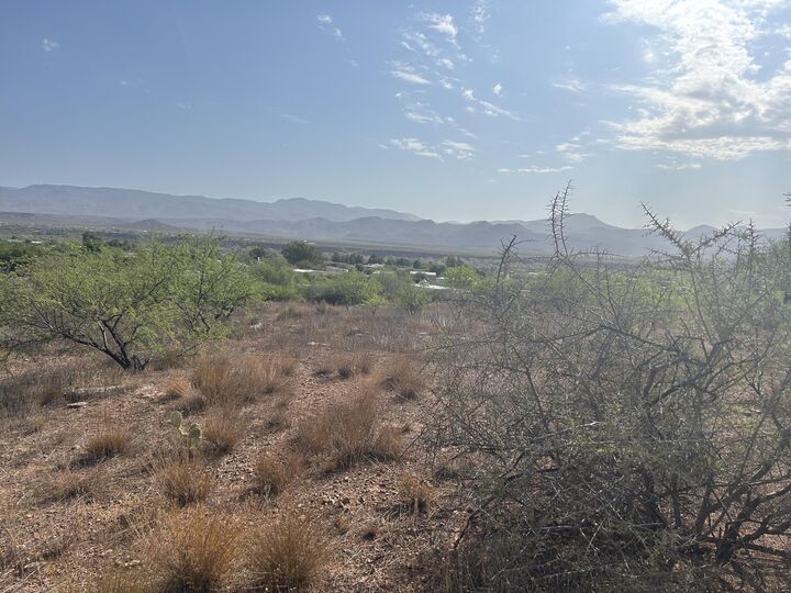 Property Photo: D-1 W Lincoln Drive AZ 85553