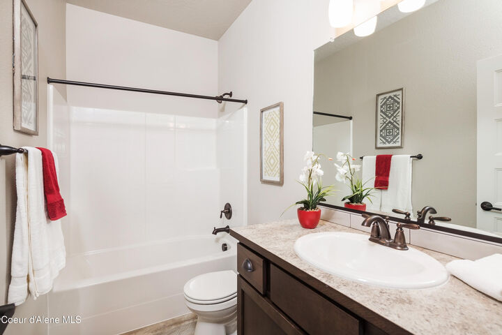 Property Photo:  7718 N Girard Cir  ID 83815 