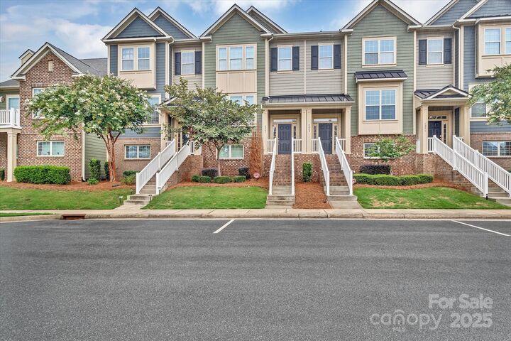 Property Photo: 6247 Cloverdale Drive SC 29708