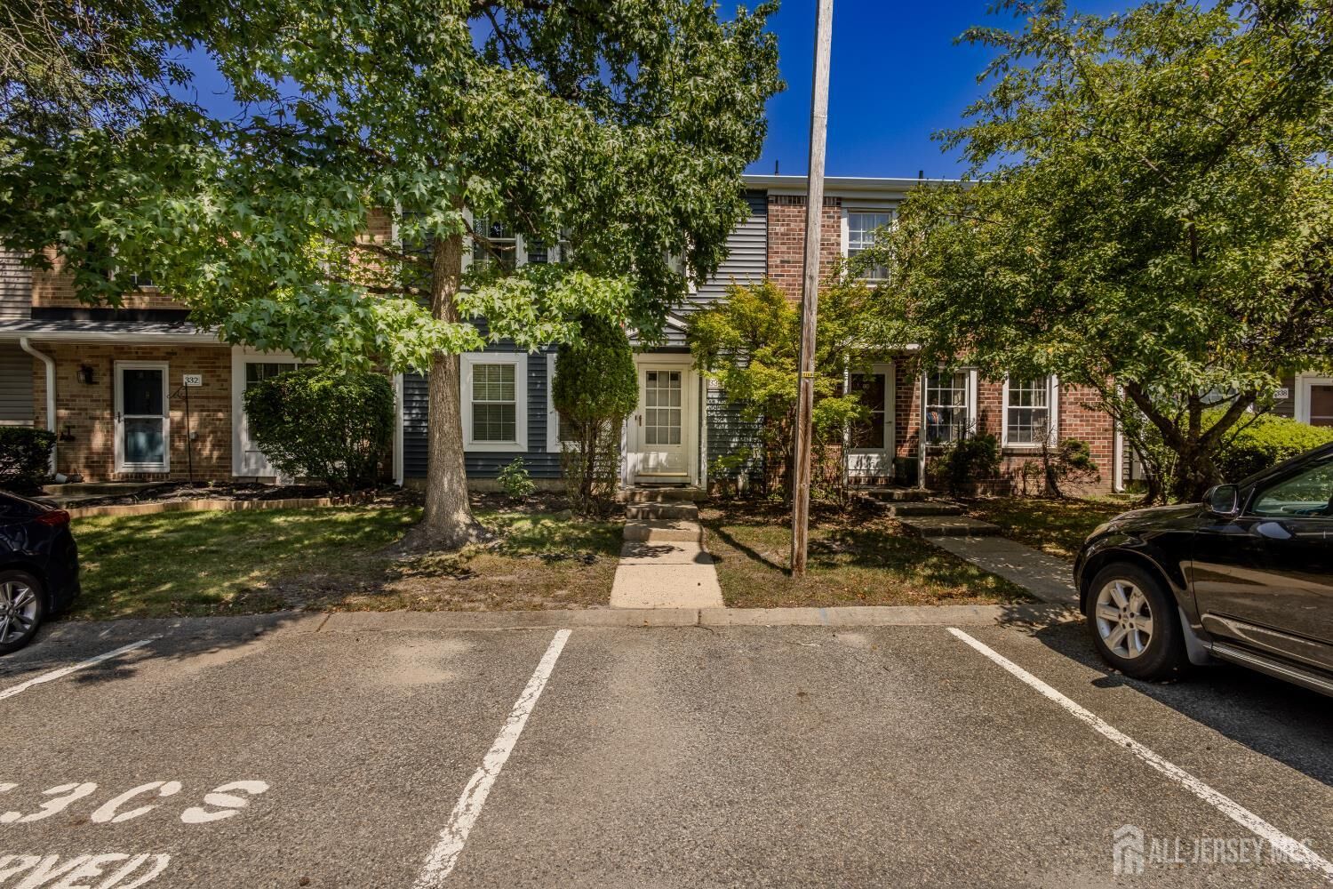 Property Photo:  334 Constitution Circle  NJ 08902 