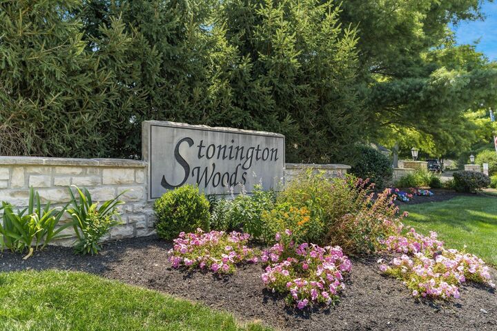 Property Photo: 68 Stonington Circle OH 43055