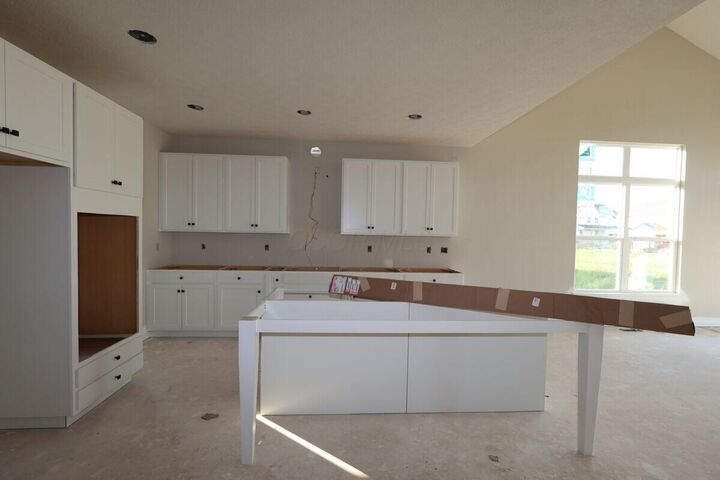 Property Photo: 1193 Interchange Drive OH 43064