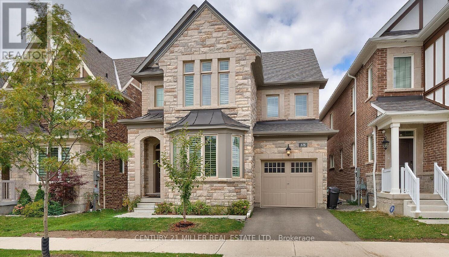 Property Photo:  375 Begonia Gardens  ON L6M 1L7 