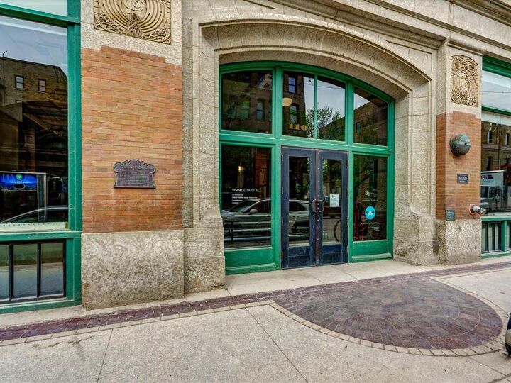 Property Photo:  110 Princess Street  MB R3B 1K7 