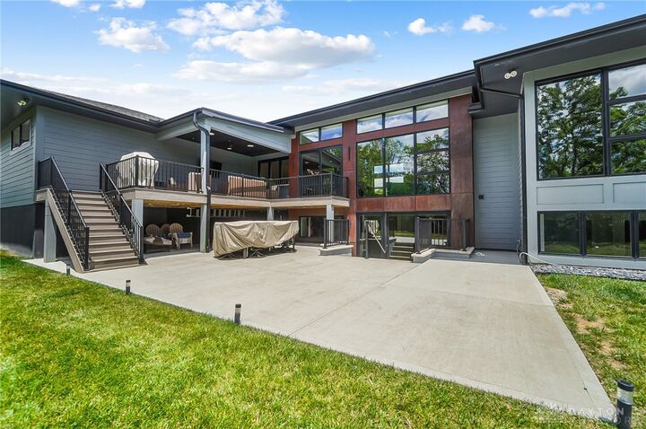 Property Photo:  2372 Presley Court  OH 45036 
