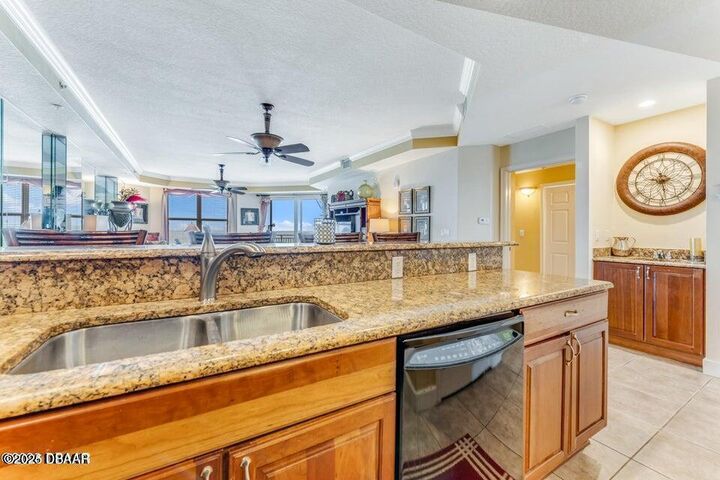 Property Photo:  2403 S Atlantic Avenue 1010  FL 32118 