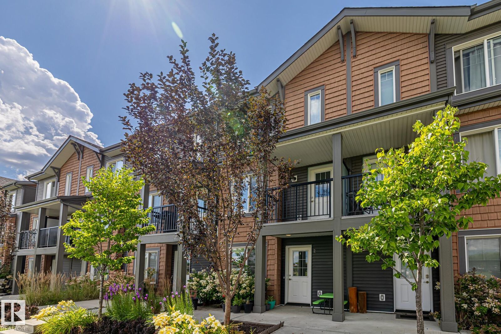 Photo de la propriété:  3025 151 Avenue NW 2  AB T6Y 3W4 