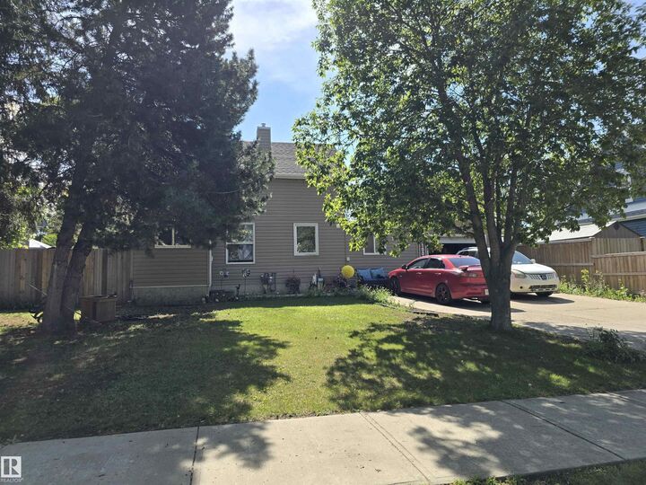 10013 97 Avenue  Fort Saskatchewan AB T8L 1R3 photo
