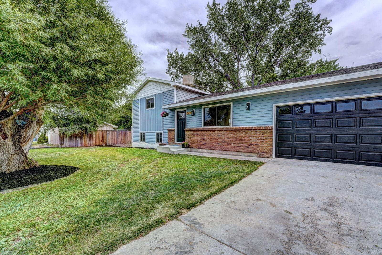 Property Photo: 637 Leah Court CO 81504