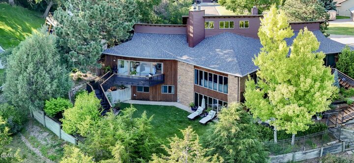 Property Photo:  96 Country Club Drive  ND 58501 