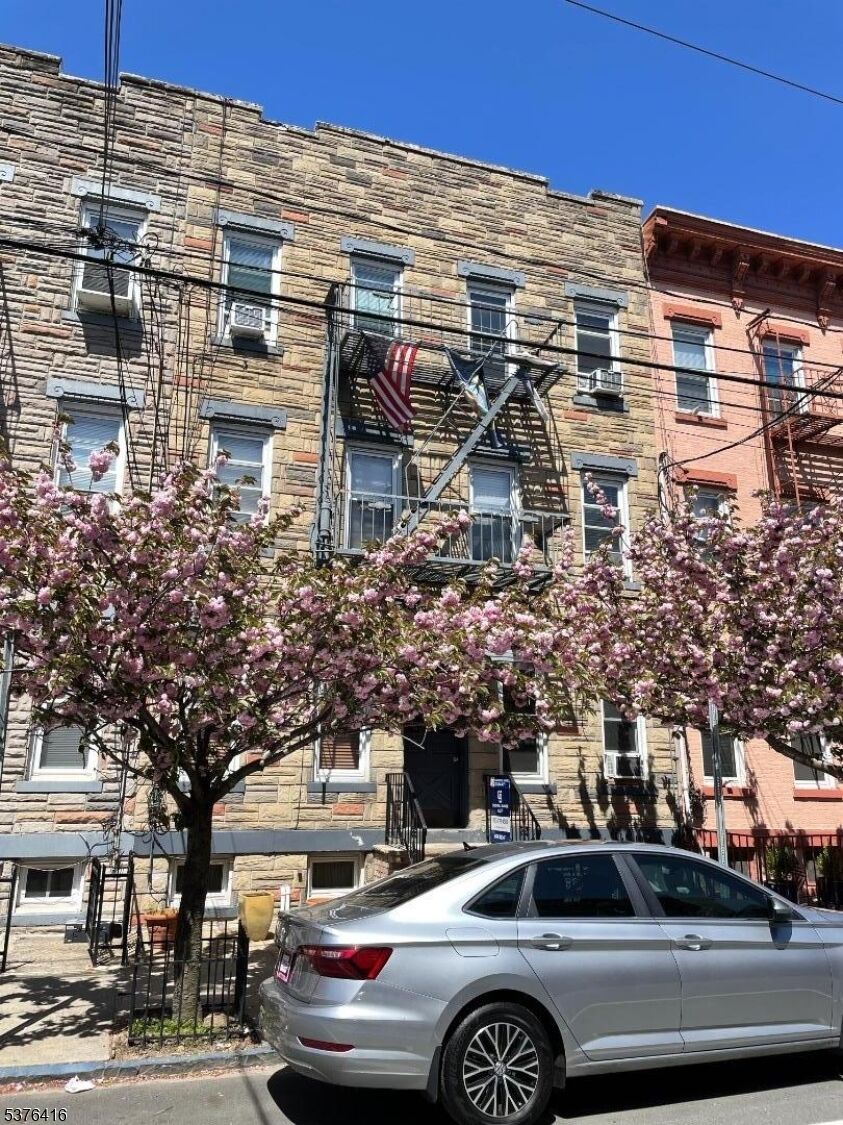 Property Photo: 346 7th St 5 NJ 07302