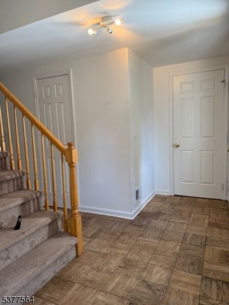 Property Photo: 168 Smithfield Ct NJ 07920