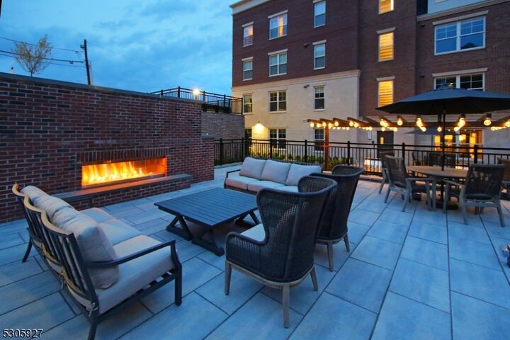 Property Photo: 30 Court St Unit H202 NJ 07960