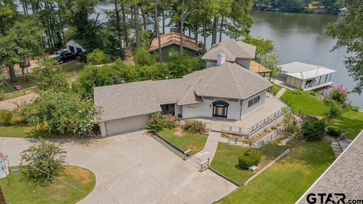 Property Photo:  1613 Tanglewood Drive East  TX 75771 