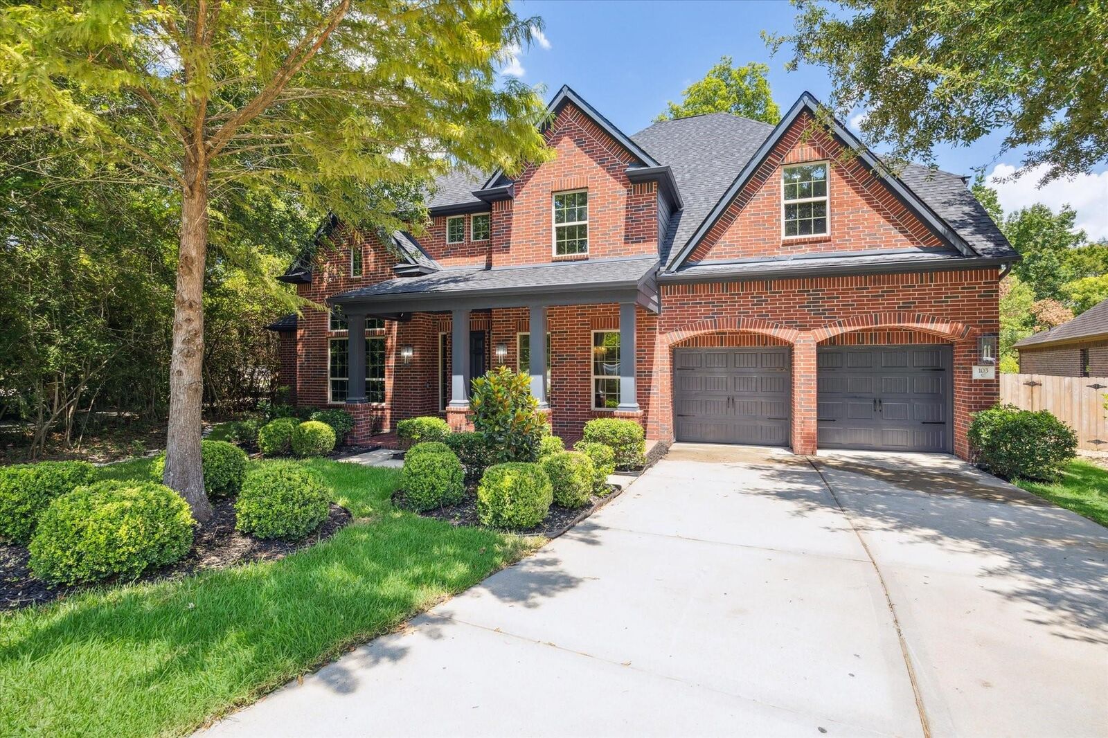 Property Photo:  103 Pickerel Point  TX 77316 