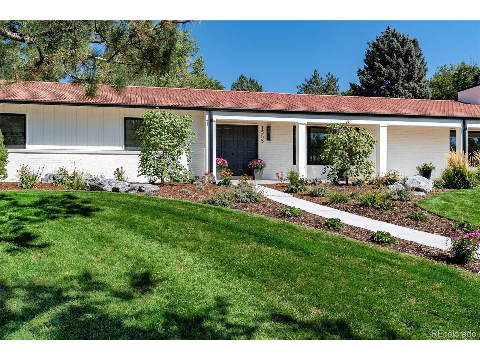 Property Photo:  1555 Crestridge Dr  CO 80121 