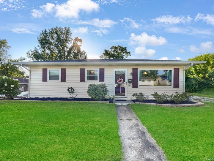 5300 Stratford Road  Evansville IN 47710 photo