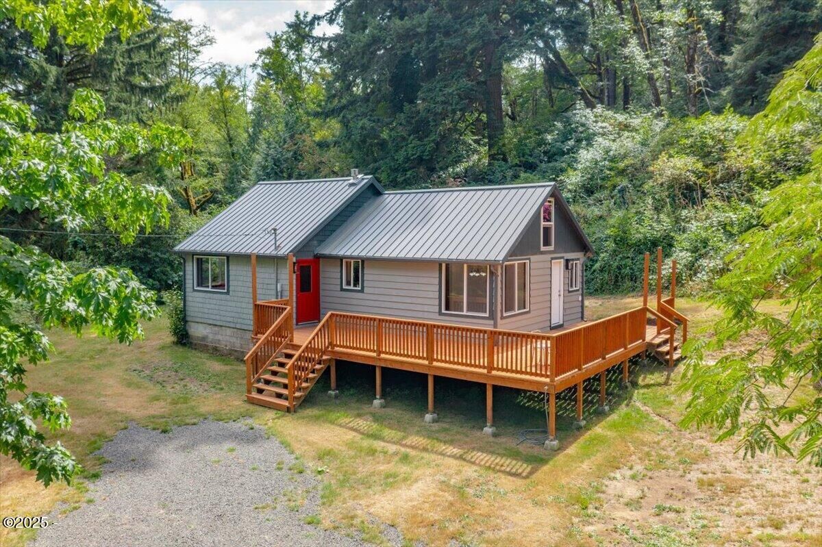 Property Photo:  329 Olalla Road  OR 97391 