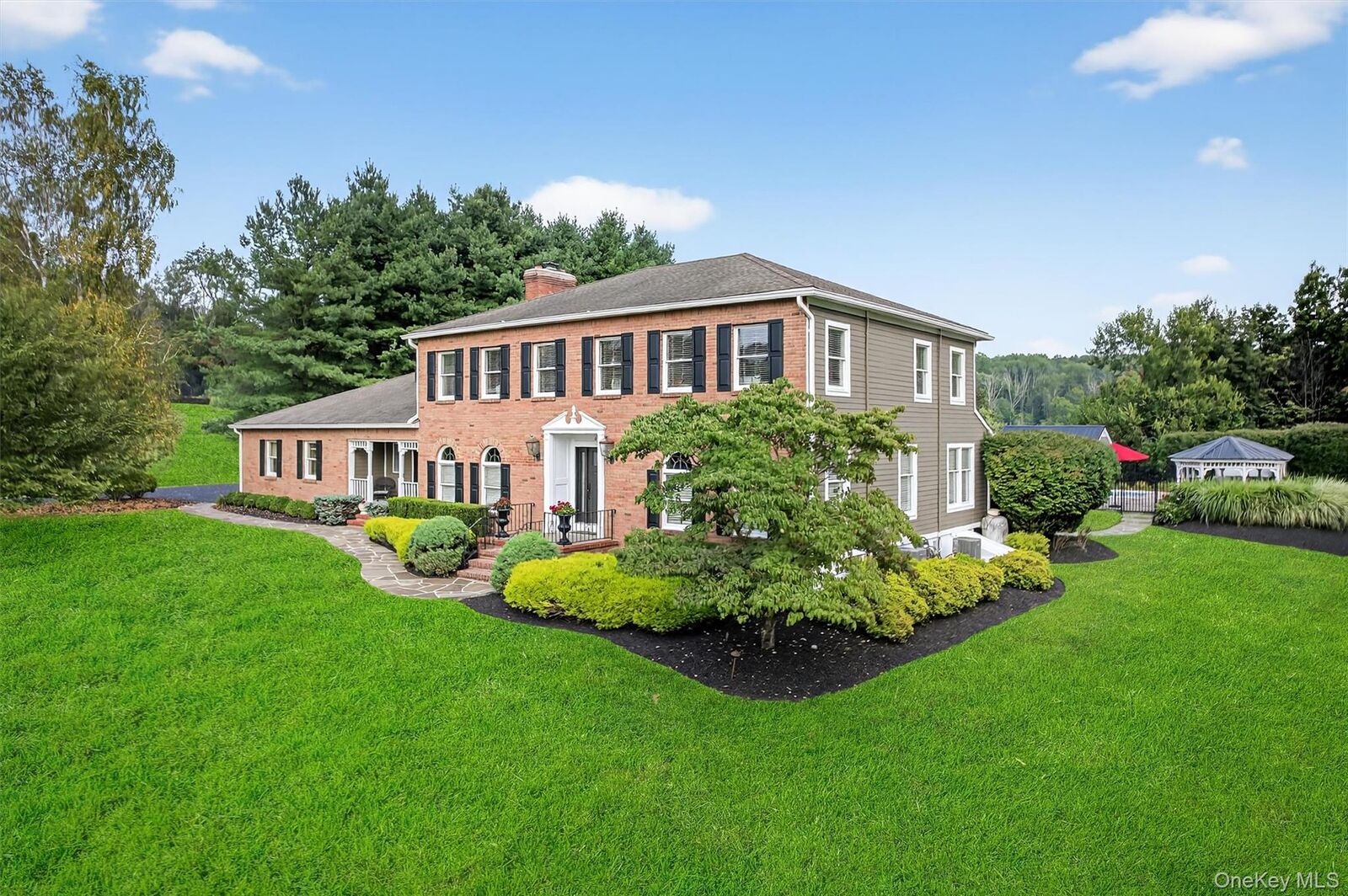 Property Photo:  4 Brandywine Drive  NY 10990 