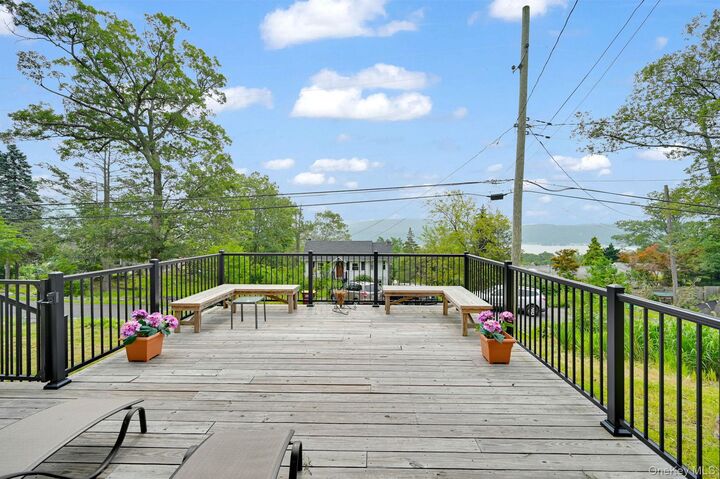 Property Photo:  47 Blueberry Hill  NY 10925 