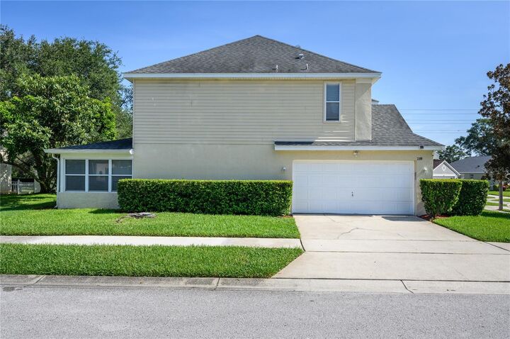 Property Photo: 289 Hanging Moss Circle FL 32746