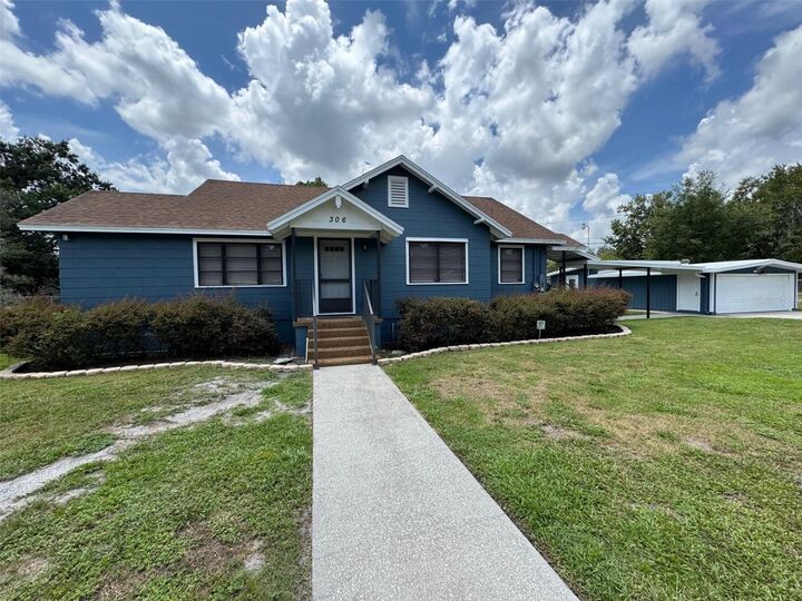 Property Photo:  306 Crevasse Street  FL 33805 