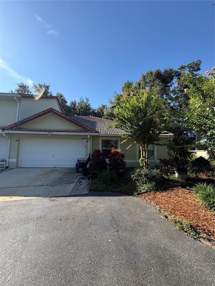 Property Photo: 1292 N Fairway Drive FL 32712