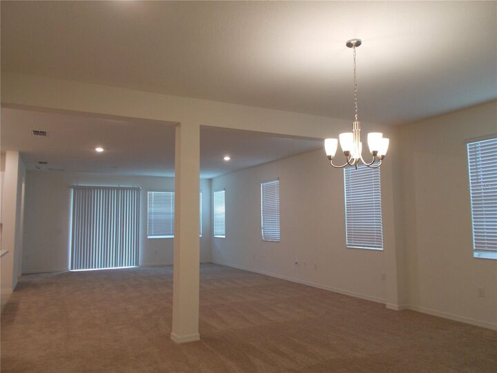 Property Photo: 565 Overpool Avenue FL 33896