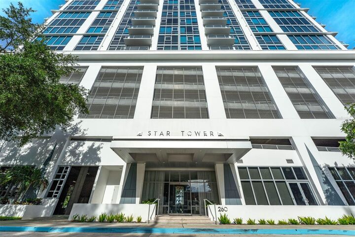 Property Photo: 260 S Osceola Avenue 607 FL 32801