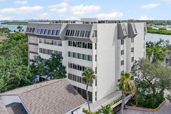 1255 E Peppertree Drive 201  Sarasota FL 34242 photo